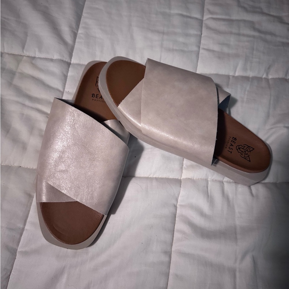 BEAST FASHION Cream Sandals for Effortless Style